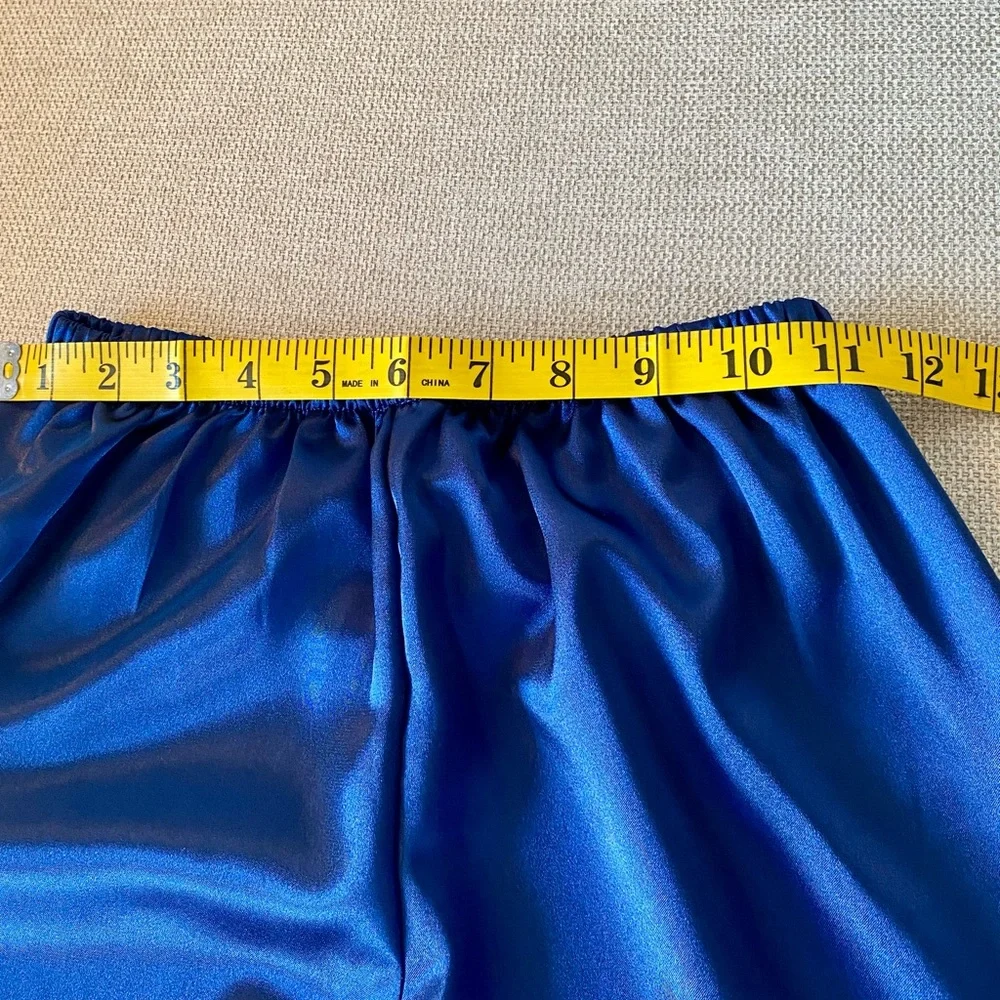 Luxurious Blue Satin Robe with Lace Accents NWOT 100% polyester feels like silk - Picture 12 of 16